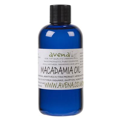 Macadamia Oil (Macadamia Integrifolia)